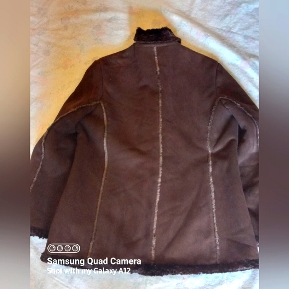 Jones New York Plush Brown Short Winter Coat - Picture 6 of 12
